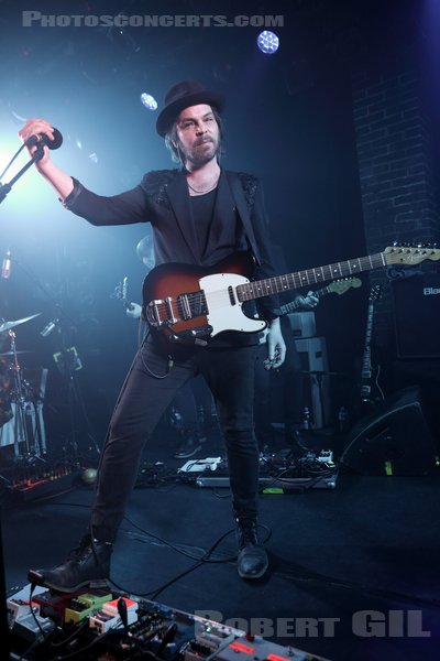 GAZ COOMBES - 2023-03-03 - PARIS - La Maroquinerie - Gareth Michael Coombes